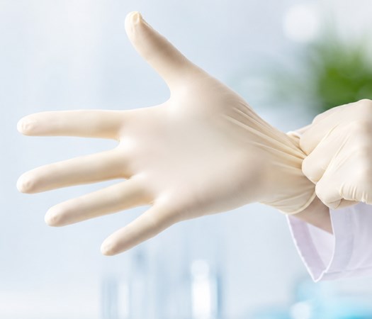 Disposable Latex Gloves: Key Benefits & Uses